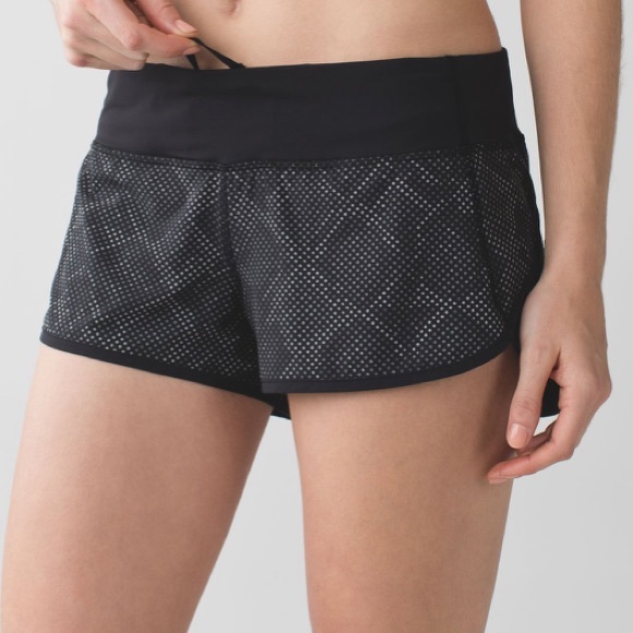 Lululemon Speed Short Ravish Reptile Silver Black - Picture 4 of 14